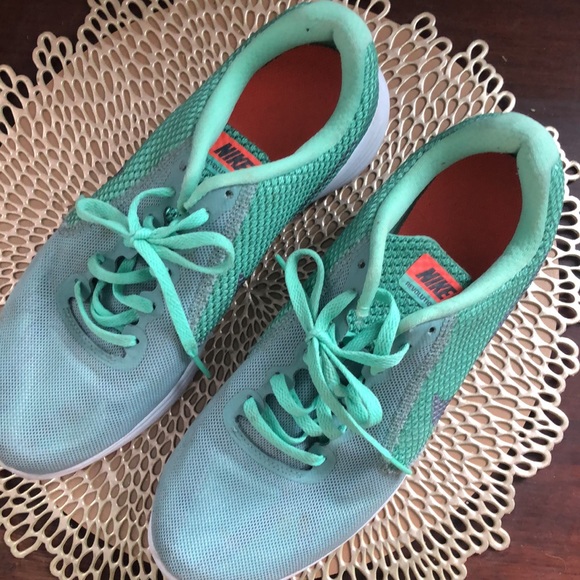 Mint green & gray Nikes - Picture 2 of 3